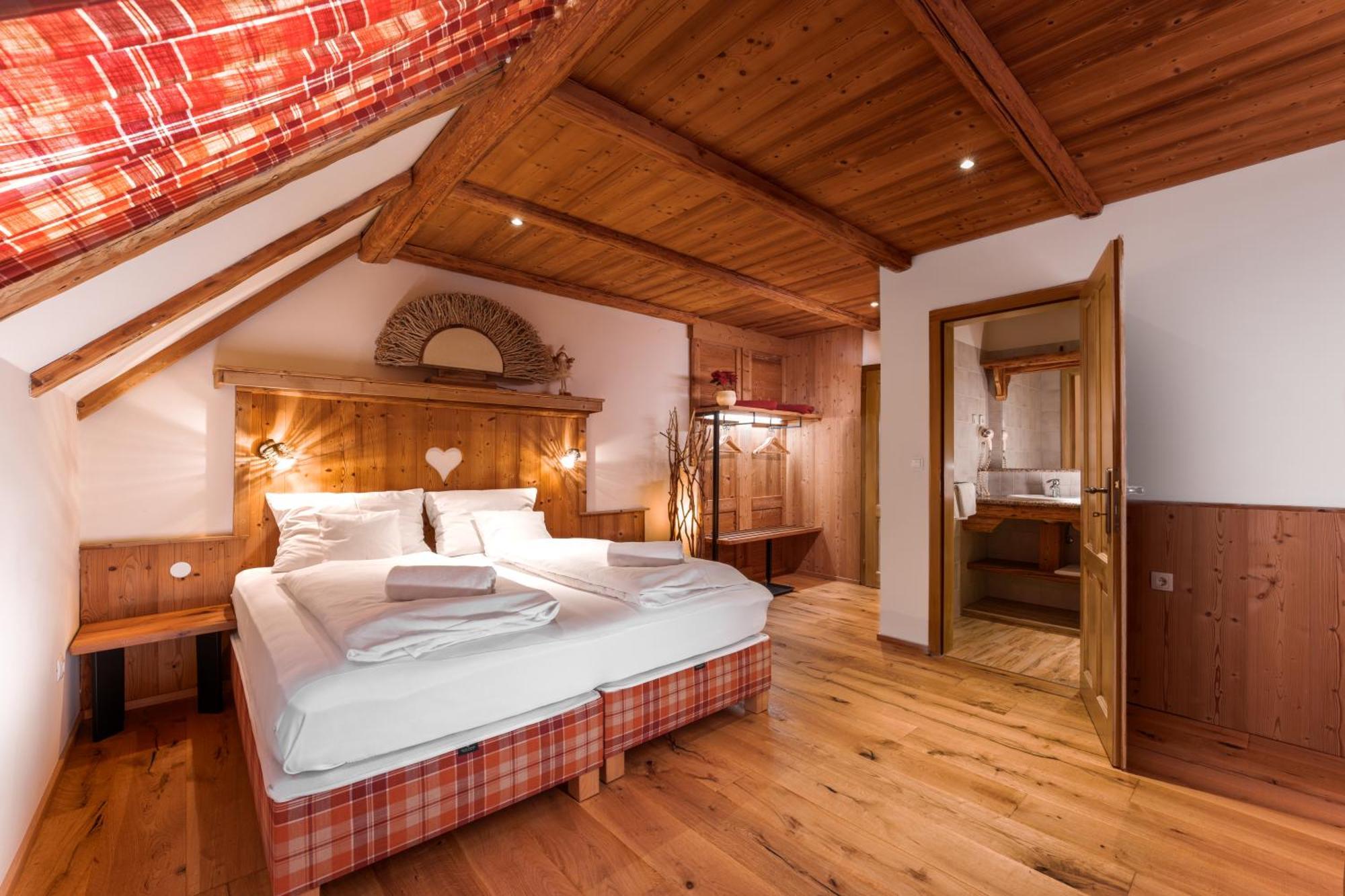 Hotel Gostilna Pri Martinu à Kranjska Gora Extérieur photo