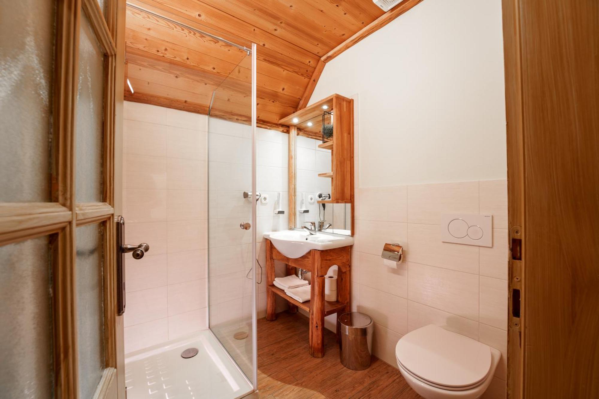 Hotel Gostilna Pri Martinu à Kranjska Gora Extérieur photo